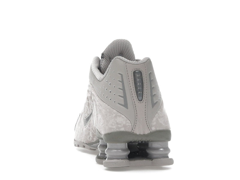 Nike Shox R4 Flat Pewter Floral - College Grey/Flat Pewter - HV0934-001 - 26