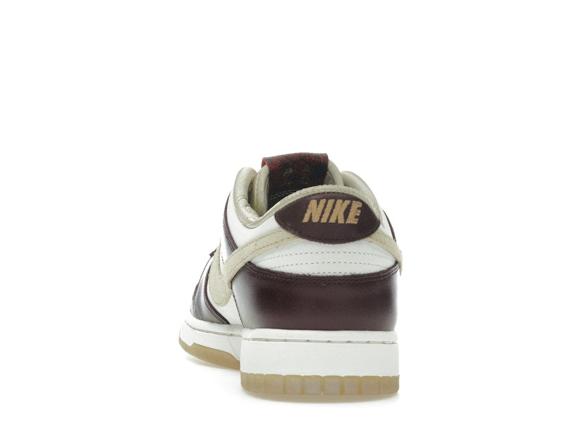 Nike Dunk Low LX Year Of the Snake (Women's) - vue 27