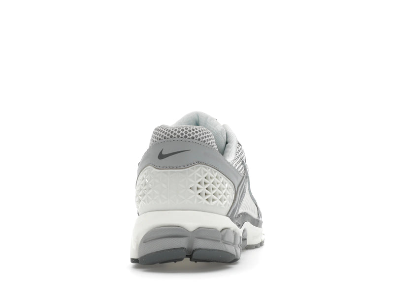 Nike Zoom Vomero 5 Metallic Silver - Summit White/Light Smoke Grey/Smoke Grey/Metallic Silver - IM2219-121 - 28