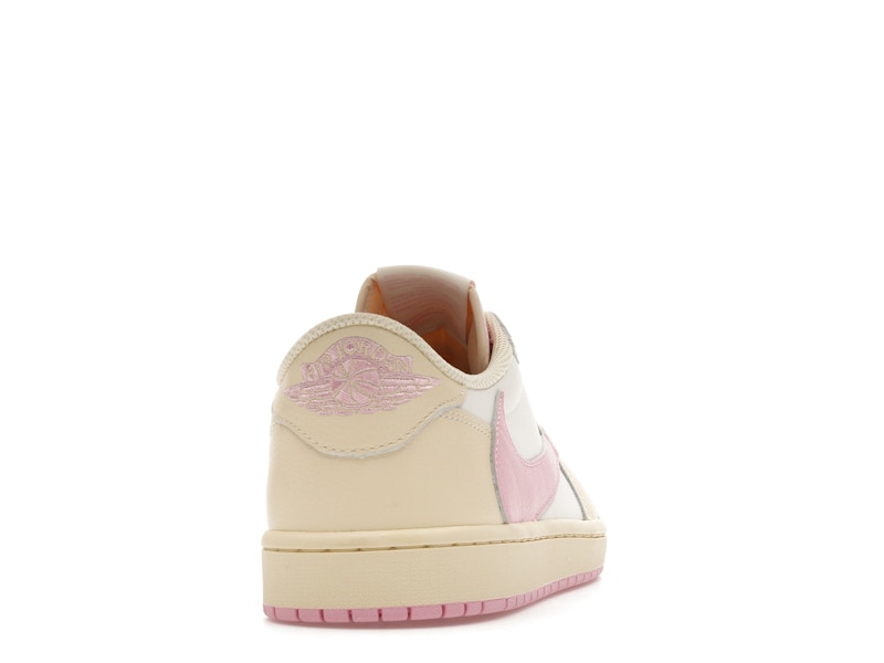 Jordan 1 Retro Low OG SP Travis Scott Shy Pink - widok 29
