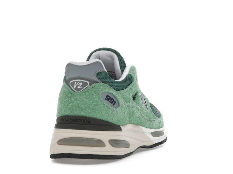 New Balance 991v2 MiUK Mineral Green - view 29