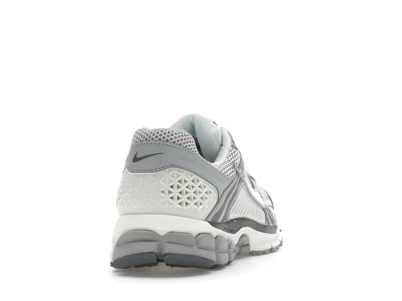 Nike Zoom Vomero 5 Metallic Silver - Summit White/Light Smoke Grey/Smoke Grey/Metallic Silver - IM2219-121 - 29