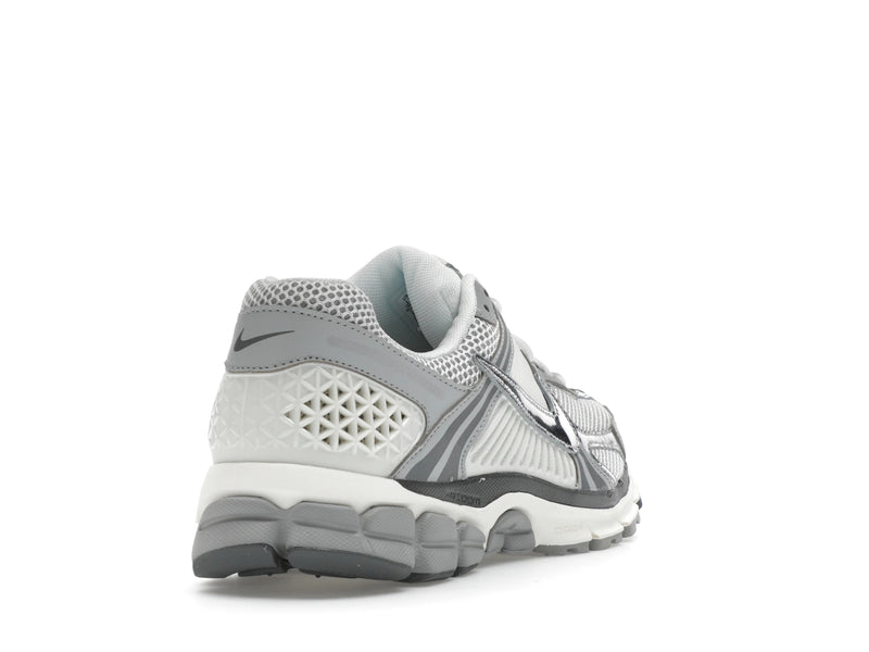 Nike Zoom Vomero 5 Metallic Silver - Summit White/Light Smoke Grey/Smoke Grey/Metallic Silver - IM2219-121 - 30