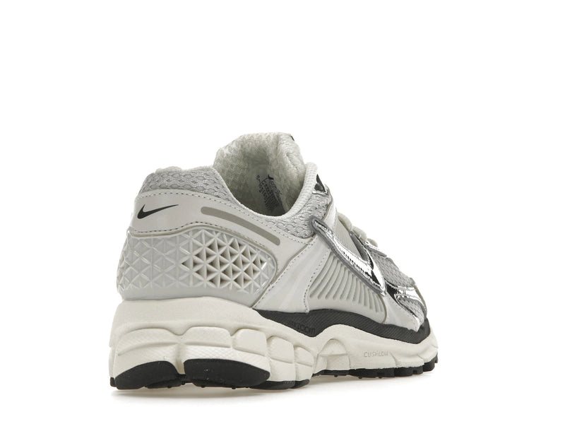 Nike Zoom Vomero 5 Photon Dust Metallic Silver (W) - Photon Dust/Chrome/Gridiron/Sail - FD0884-025 - 30