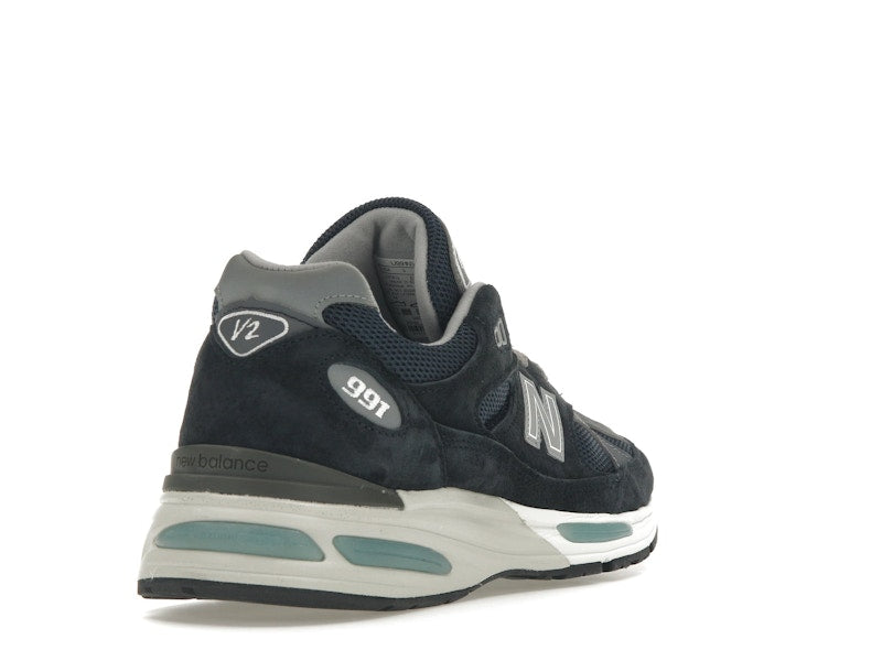 New Balance 991v2 MiUK Dark Navy - view 30