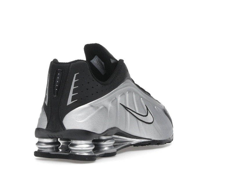 Nike Shox R4 Metallic Silver Black - vue 30