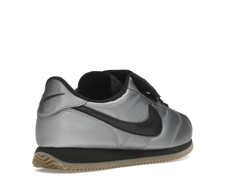 Nike Cortez SE Tiempo Pack Metallic Cool Grey - Metallic Cool Grey/Black/Gum Dark Brown - HQ3490-099 - 31