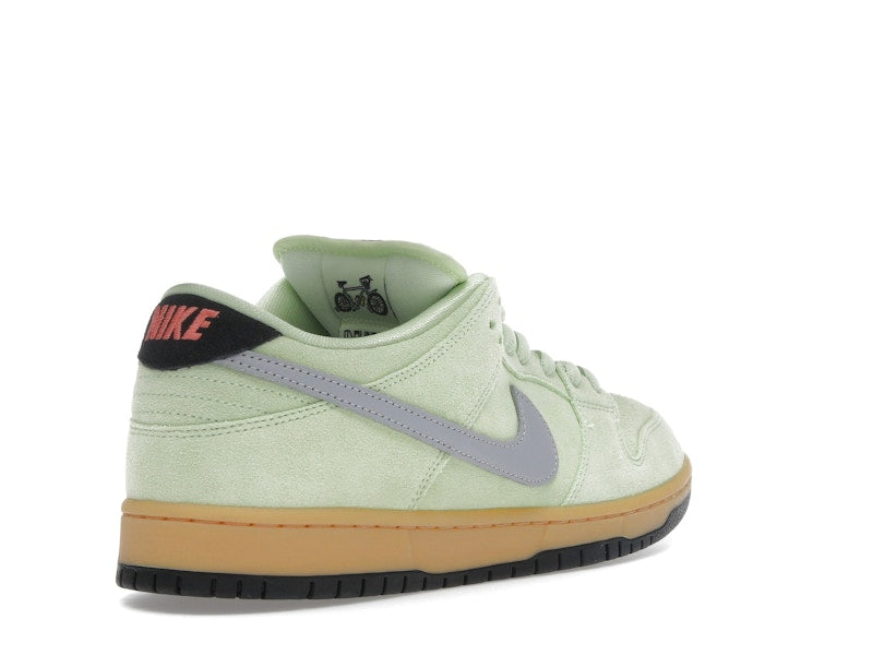 Nike SB Dunk Low Verdugo Mountain - Pistachio Frost/Wolf Grey/Black/Gum Yellow/Magic Ember/Black - HQ1626-300 - 31