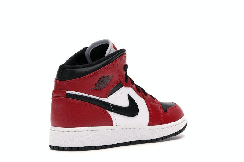 Air Jordan 1 Mid Chicago Black Toe (GS) - weergave 31