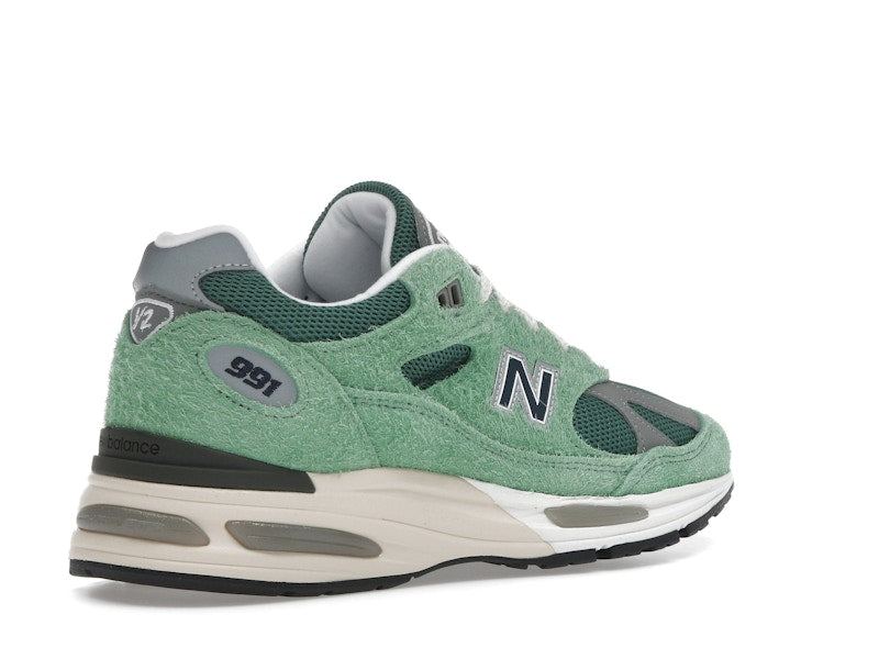New Balance 991v2 MiUK Mineral Green - view 32