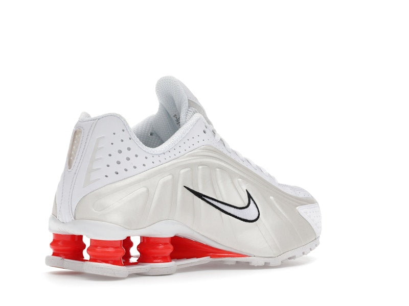 Nike Shox R4 White Phantom Picante Red (Women's) - vue 32