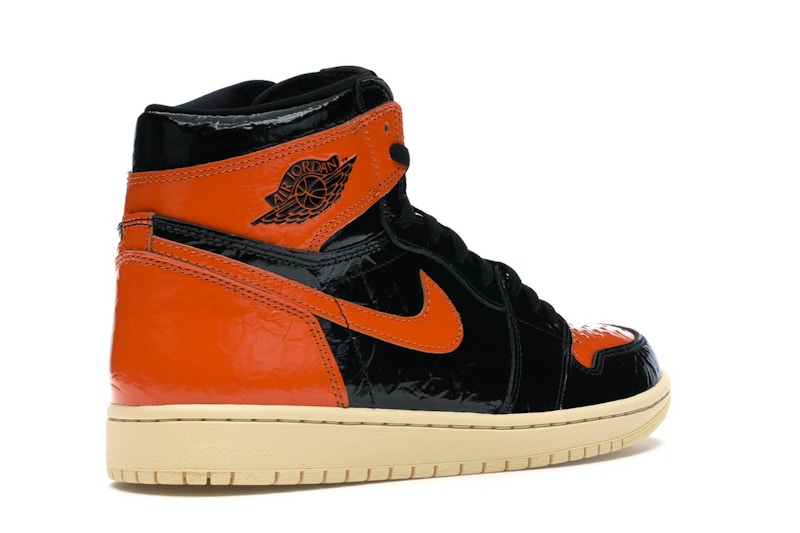 Air Jordan 1 Retro High Shattered Backboard 3 - Black/Pale Vanilla-Starfish - 555088-028 - 32