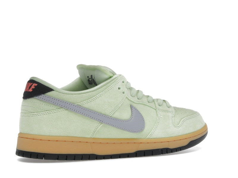 Nike SB Dunk Low Verdugo Mountain - Pistachio Frost/Wolf Grey/Black/Gum Yellow/Magic Ember/Black - HQ1626-300 - 33