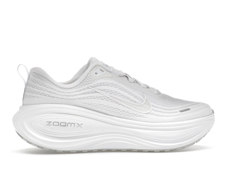 Nike Vomero Plus White - White/White/Metallic Silver/Light Smoke Grey/Vast Grey - HV8150-102 - 35