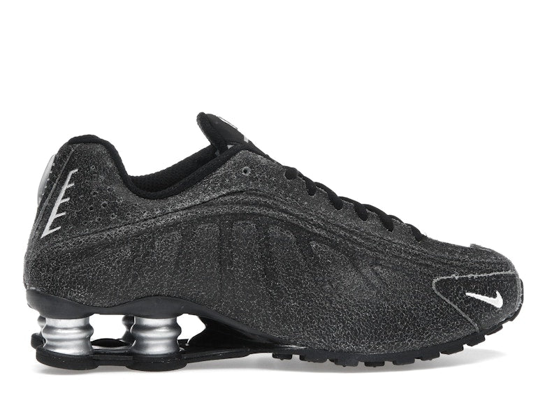 Nike Shox R4 Black Distressed Leather - vue 35