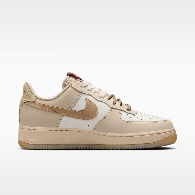 Nike Air Force 1 Low Year of the Snake (Women's) - Ansicht 38