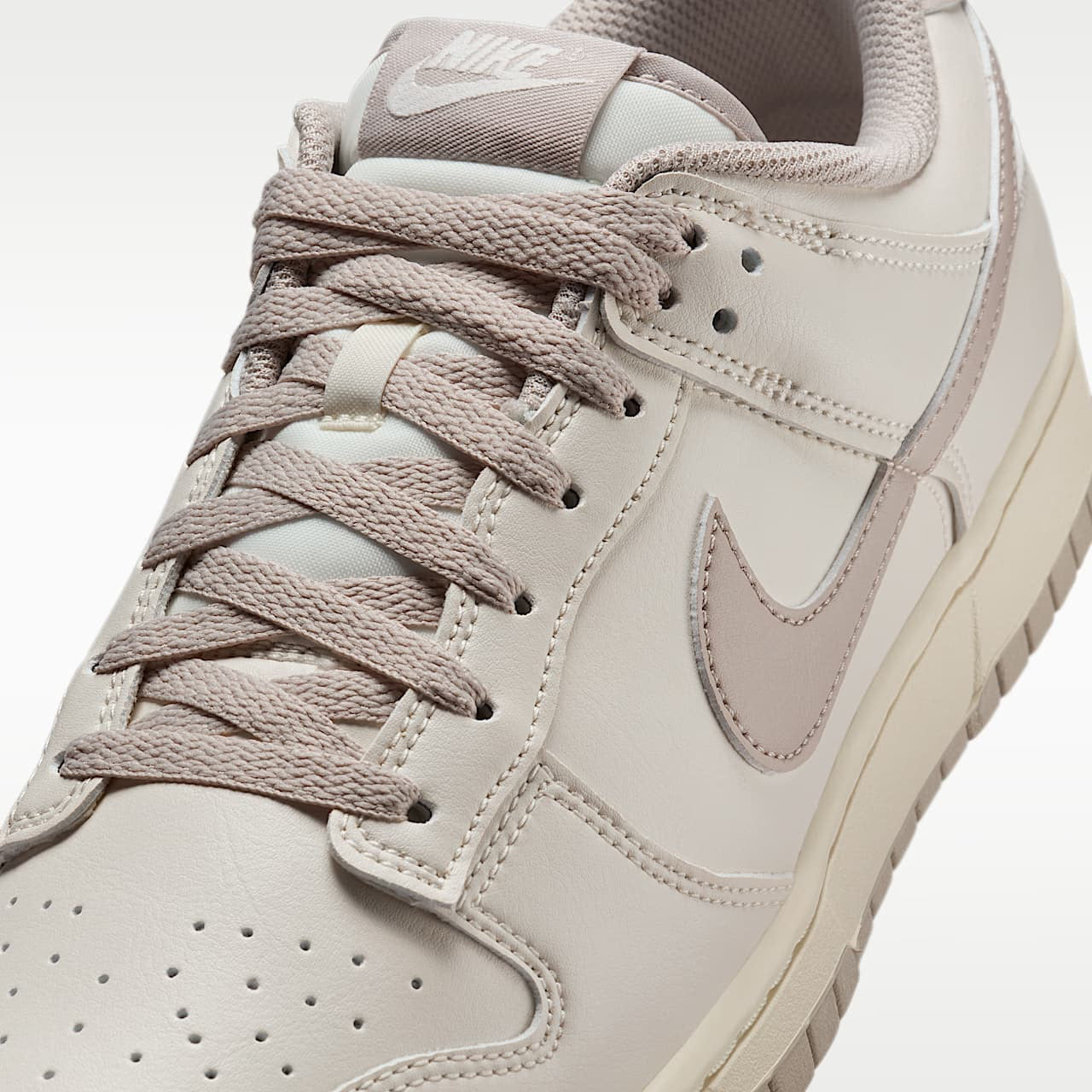 Nike Dunk Low Retro Soft Pearl Cream - widok 7