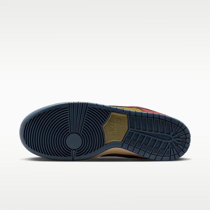 Nike SB Dunk Low Dark Team Red Olive Flak - widok 36