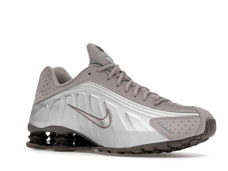 Nike Shox R4 Cave Stone - view 4