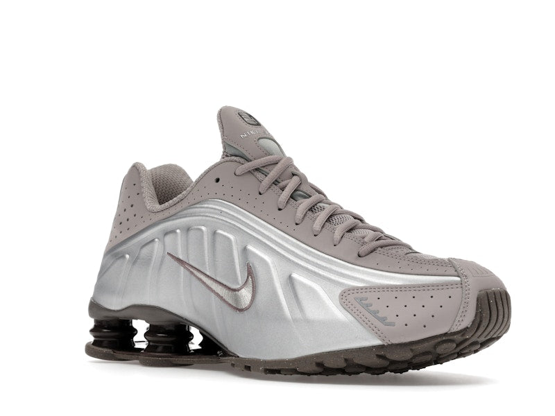 Nike Shox R4 Cave Stone - view 5
