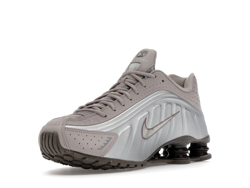 Nike Shox R4 Cave Stone - view 14