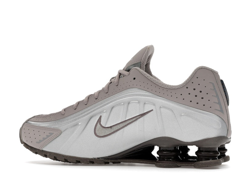 Nike Shox R4 Cave Stone - view 21