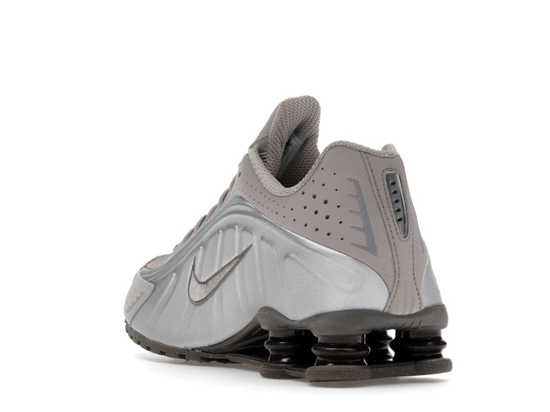 Nike Shox R4 Cave Stone - view 25