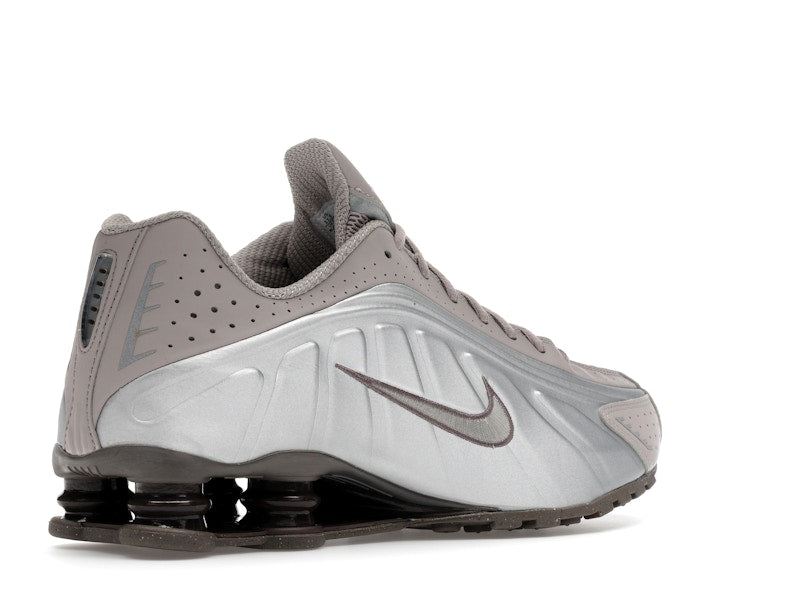 Nike Shox R4 Cave Stone - view 33