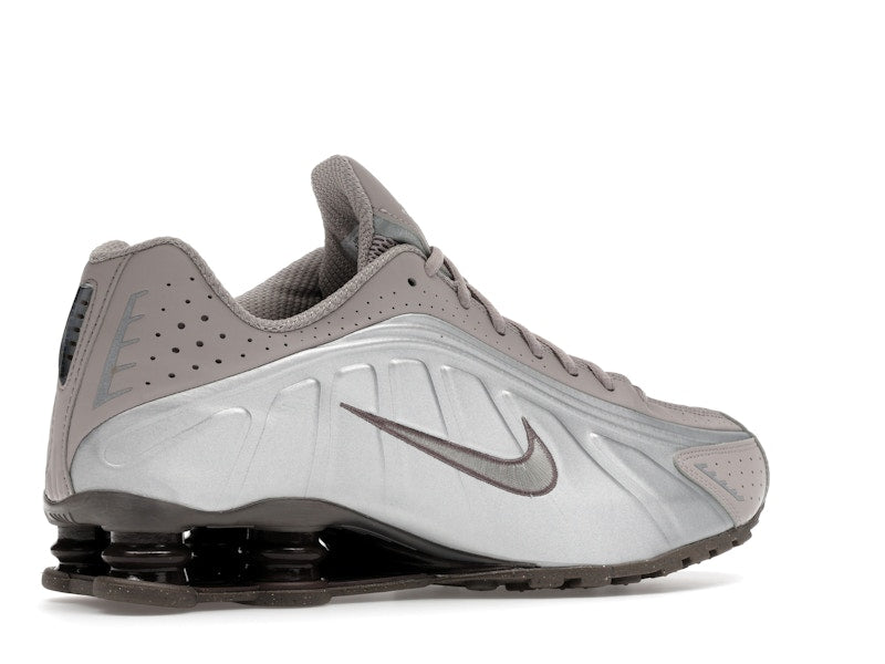 Nike Shox R4 Cave Stone - view 34