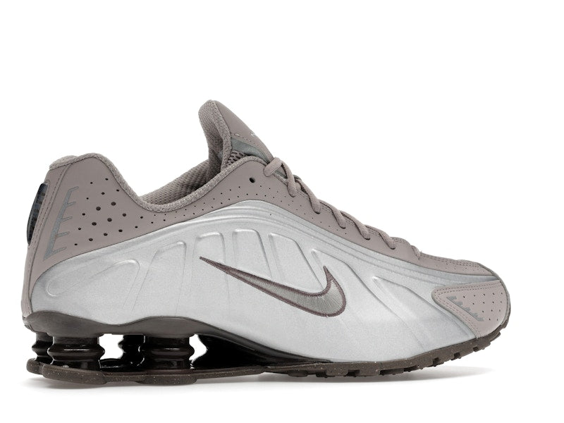 Nike Shox R4 Cave Stone - view 35