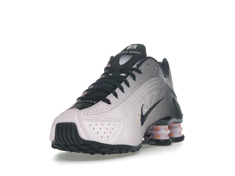 Nike Shox R4 Sakura - view 13