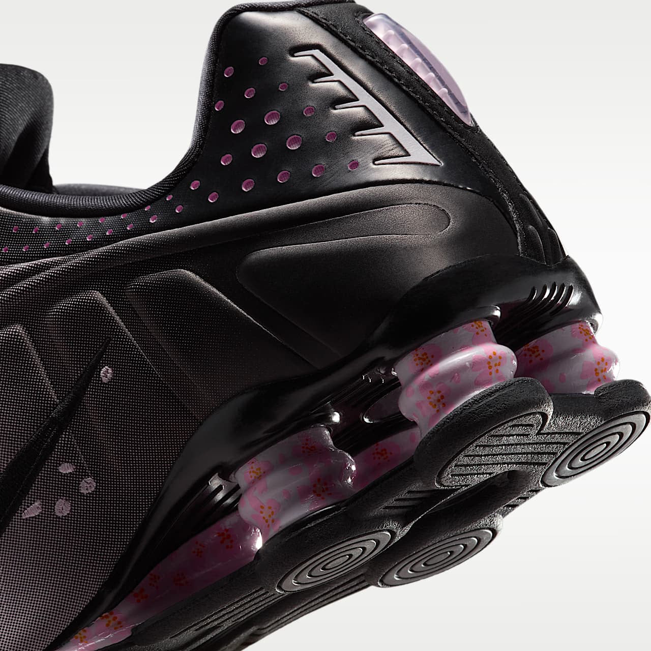 Nike Shox R4 Sakura - view 42
