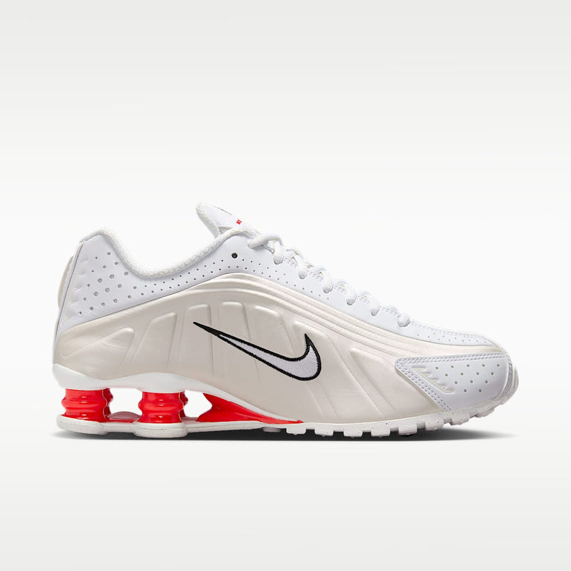 Nike Shox R4 White Phantom Picante Red (Women's) - vue 37