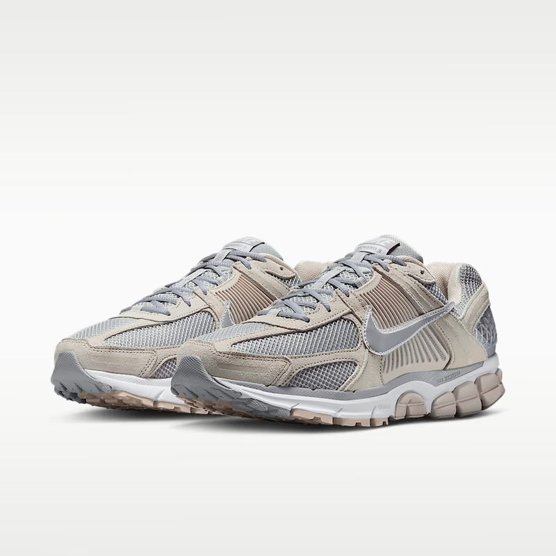 Nike Zoom Vomero 5 Light Orewood Brown Light Smoke Grey - vue 40